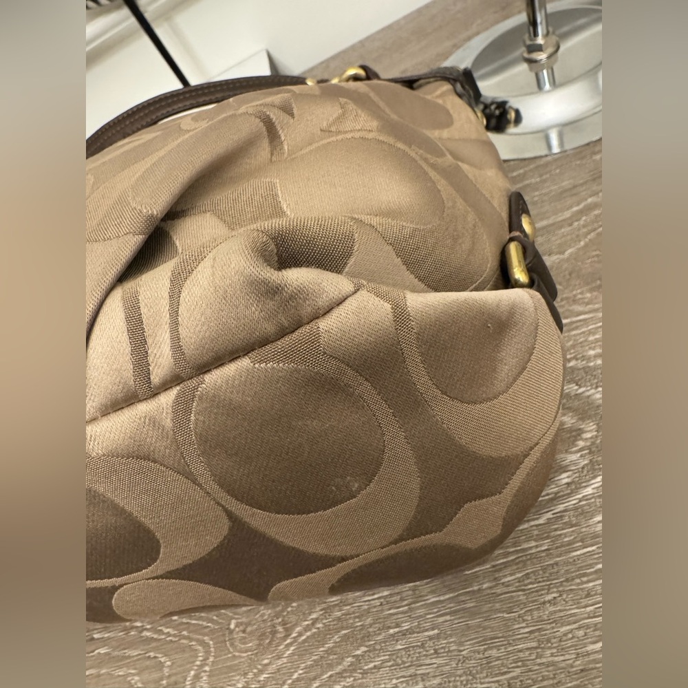 Coach shoulder bag - Picture 7 of 13